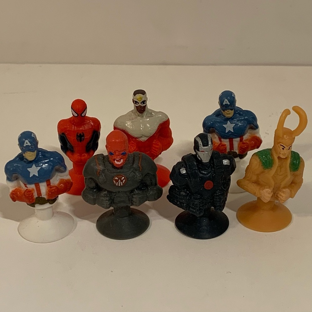 💫 [2/$25] LOT OF 7 MARVEL SUPERHEROES MINI BUST PRIZE MACHINE MINI SUCTION TOYS